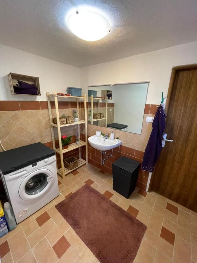 Milka Villa Galižana Esterno foto