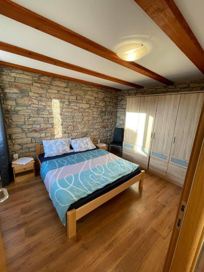 Milka Villa Galižana Esterno foto