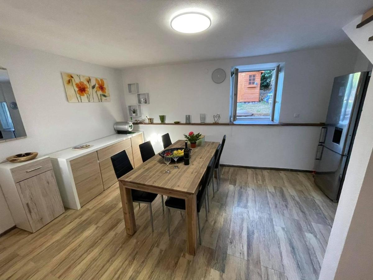 Milka Villa Galižana Esterno foto
